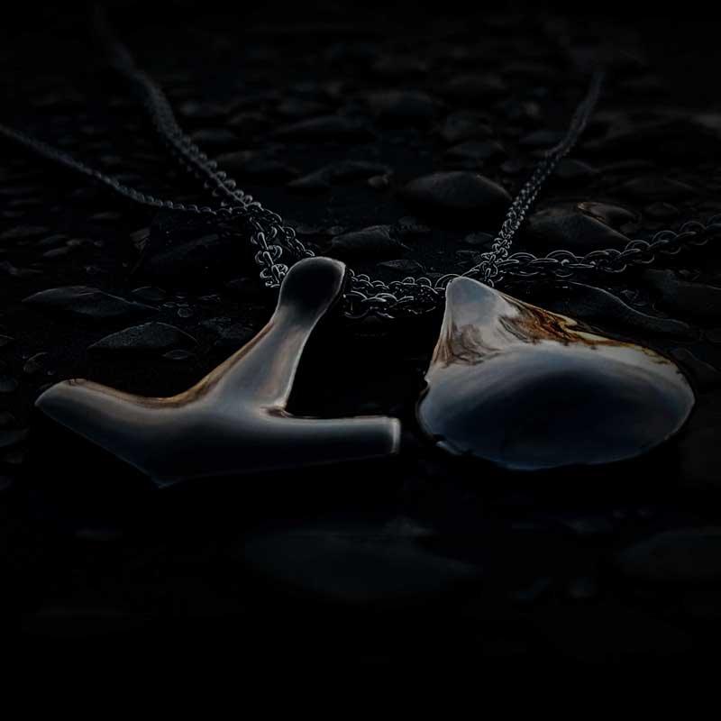 Hammer & Tear - Divine necklace package - Freya & Thor of Sweden